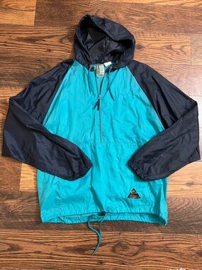Urban Equipment Vintage Hooded Windbreaker Pullover